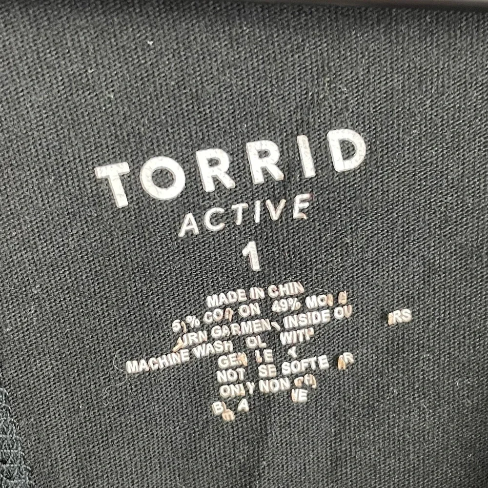 Torrid Performance Cotton Open Back Short Sleeve Active Tee Black Moon Size 1X - Picture 6 of 8